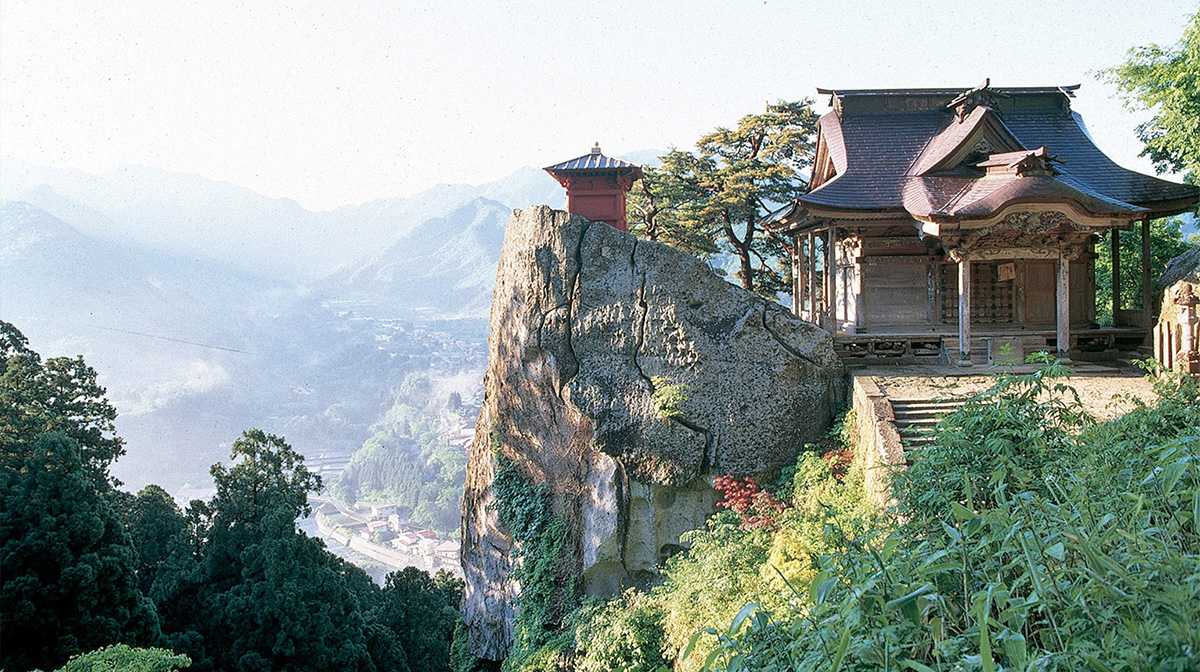 歴史と絶景の山寺＆美食探訪
